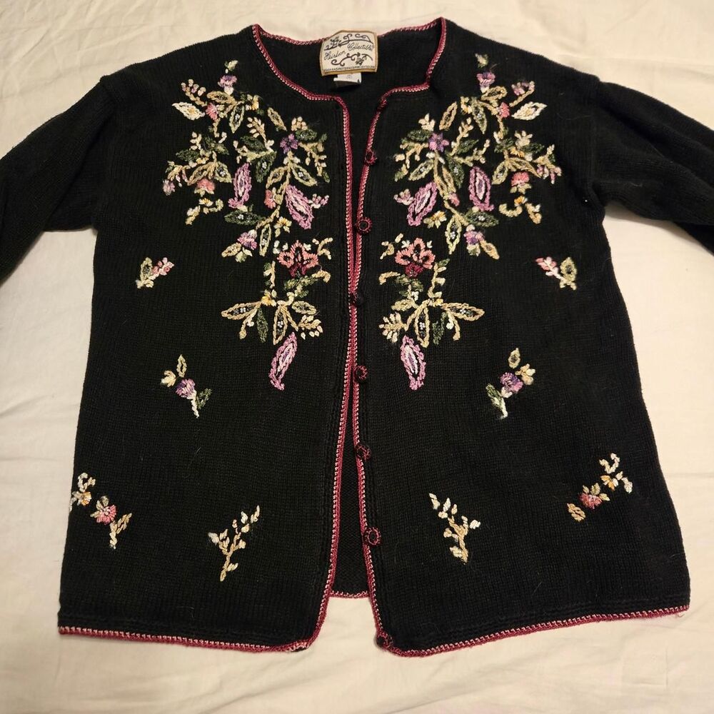 Heirloom Collections Women's Embroidered Cardigan